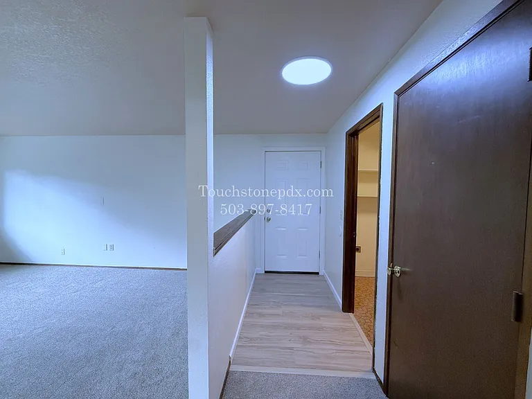 1106 Jefferson St — Photo 9