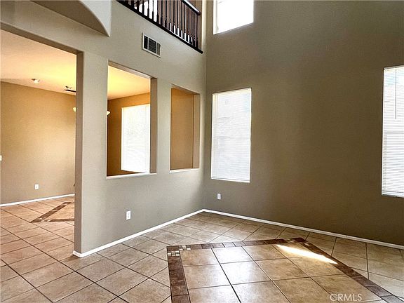 3rd image of 42180 Calabria Dr