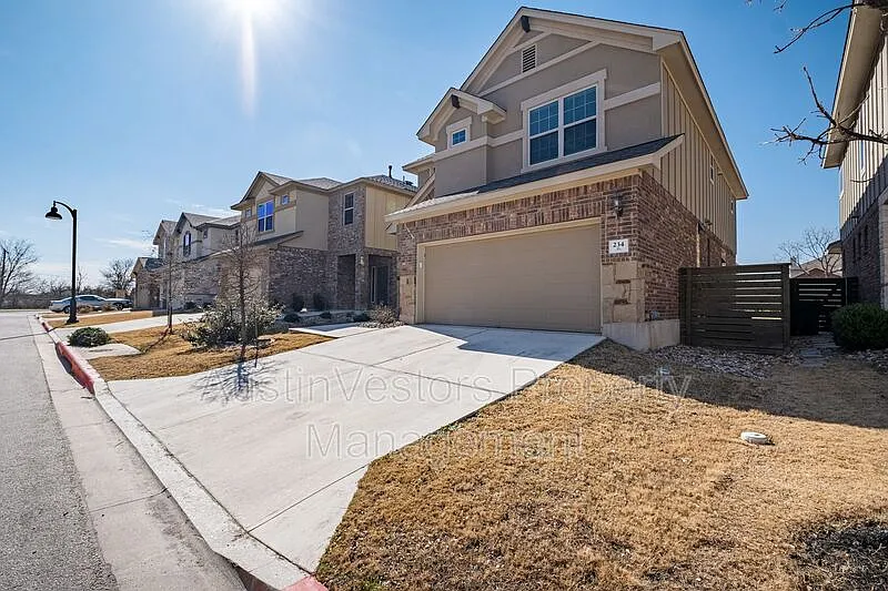 The Villas at University Park — Photo 3