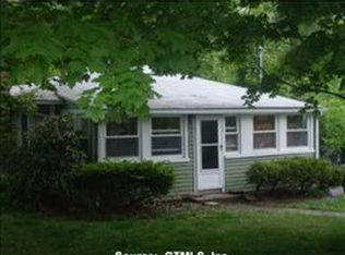 26 Hilton Ave, East Haven, CT 06512