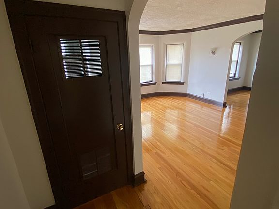5th image of 7720 S Marquette Ave #7722-3B