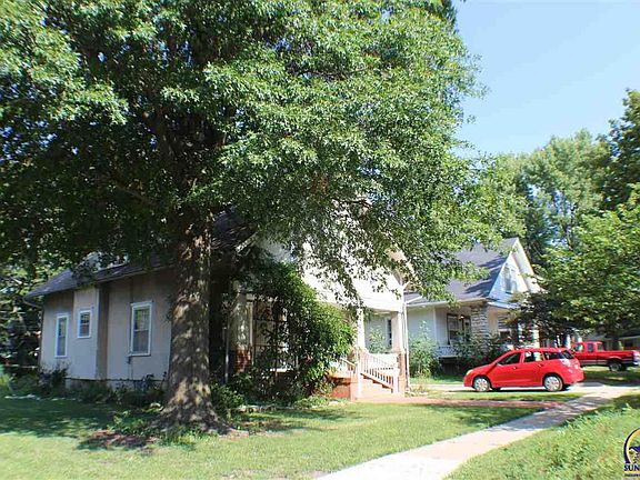 4th image of 719 West St