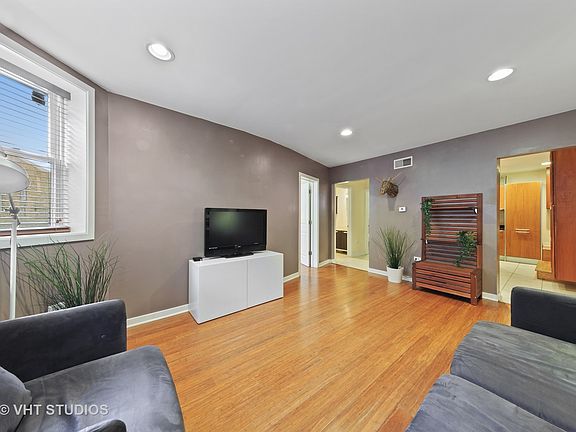 4th image of 1653 N Fairfield Ave APT 103