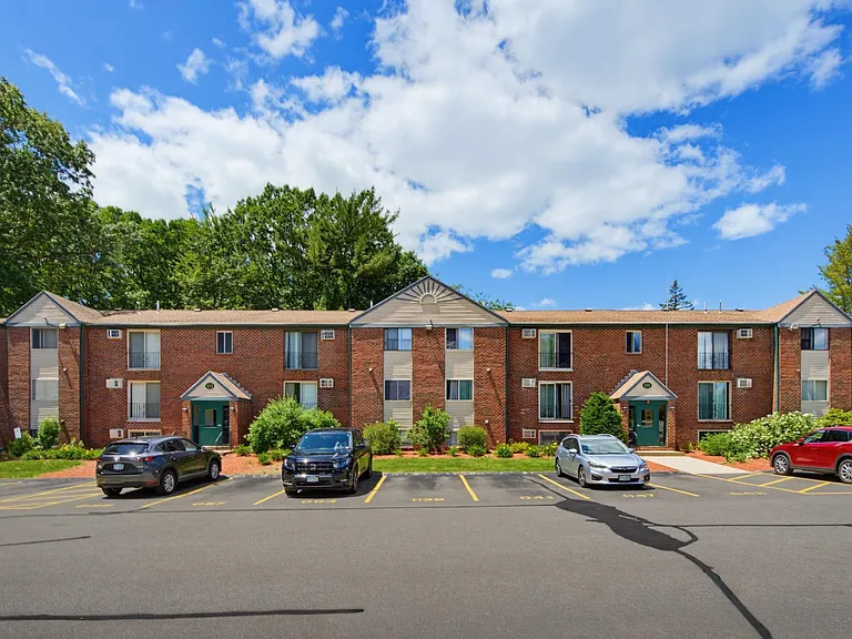 123 English Village Rd #202 — Photo 3