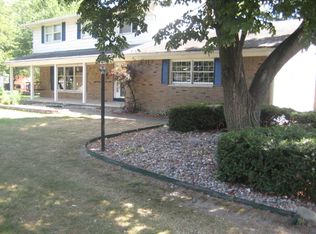 2971 Briarcliff Dr, East Lansing, MI 48823