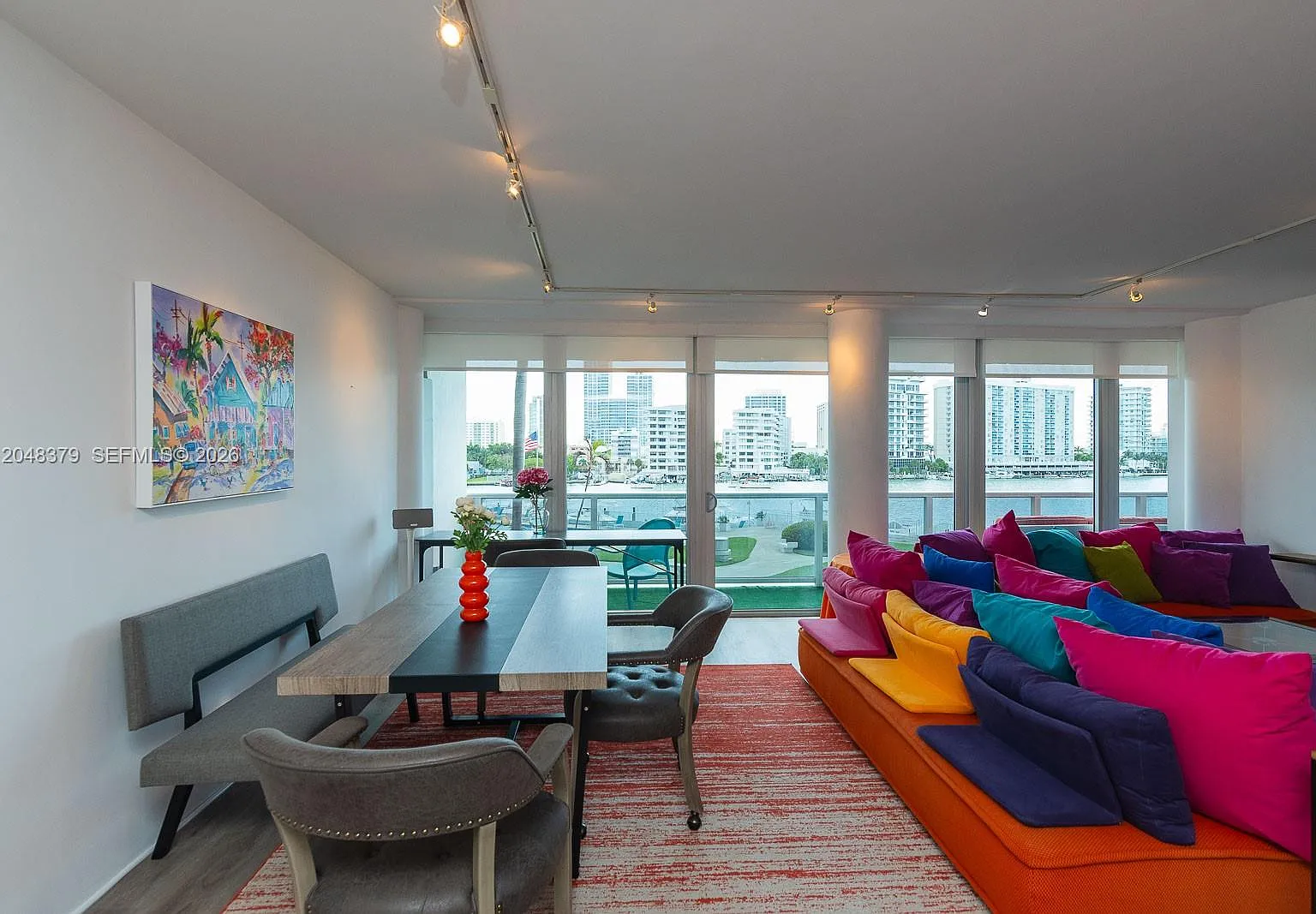 King Cole Condo — Photo 3
