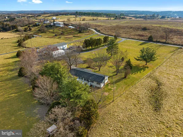 1165 Cottontown Rd, Strasburg, VA 22657