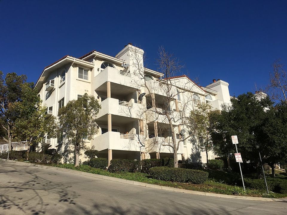 1st image of 2623 Antonio Dr Unit 102