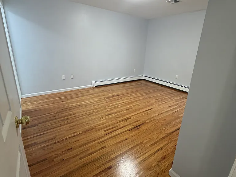 16 Wilson Ave #2 — Photo 11