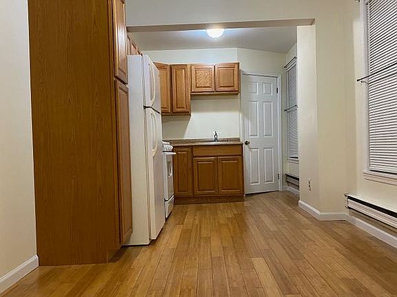 4th image of 30-34 Revonah Hill Rd