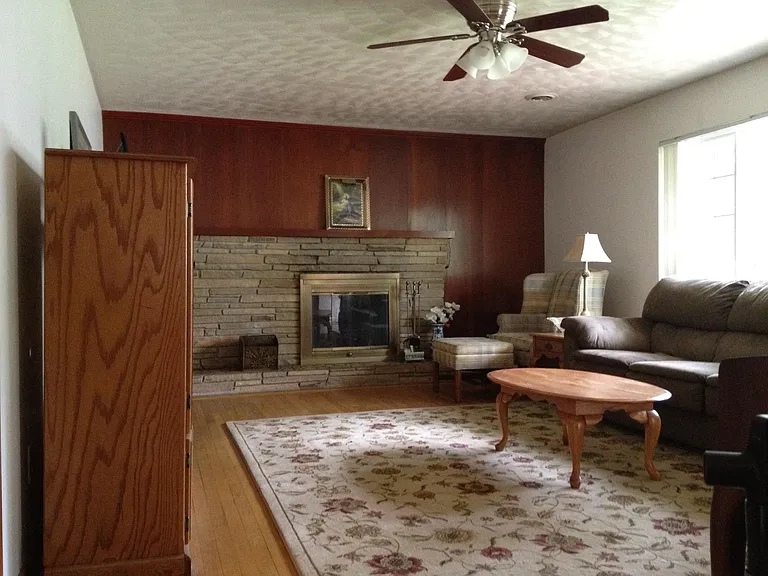 106 Beechwood Dr — Photo 3