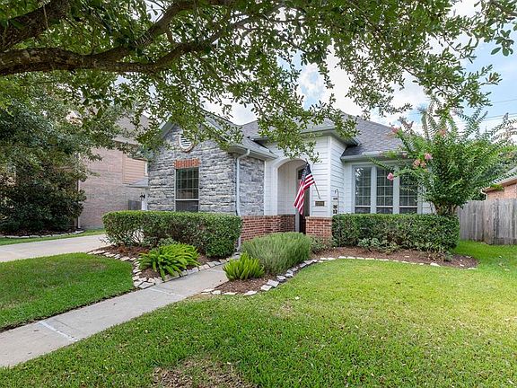3rd image of 21806 Canyon Peak Ln