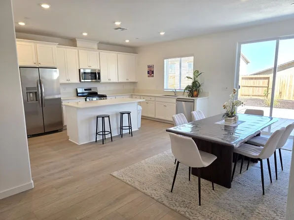 12663 Snowy Owl Way, Rancho Cordova, CA 95742