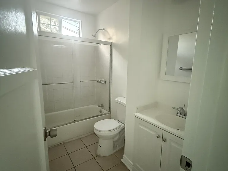 629 N Fickett St #629 — Photo 9