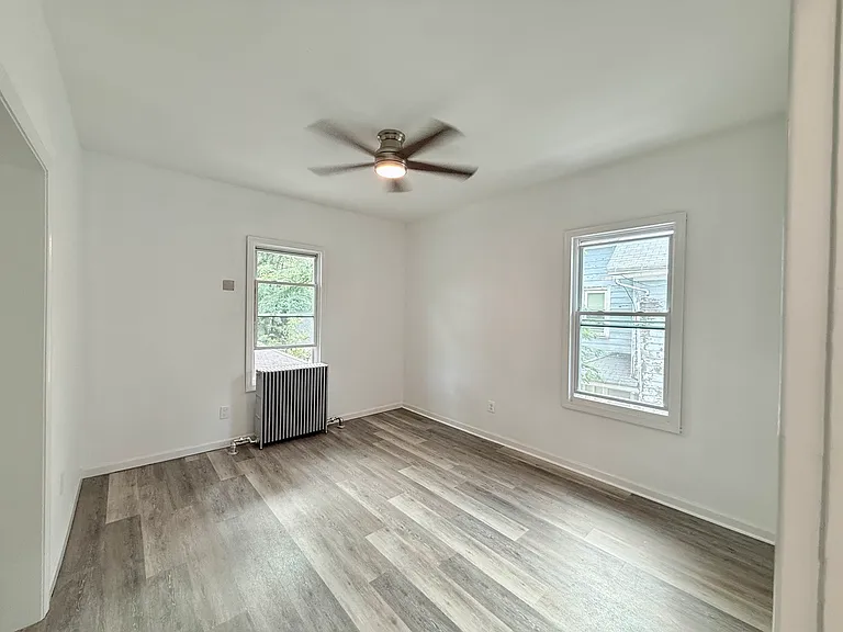Den / Bedroom 3