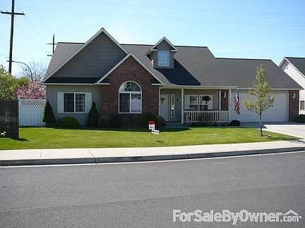 1st image of 734 SE Mockingbird Dr