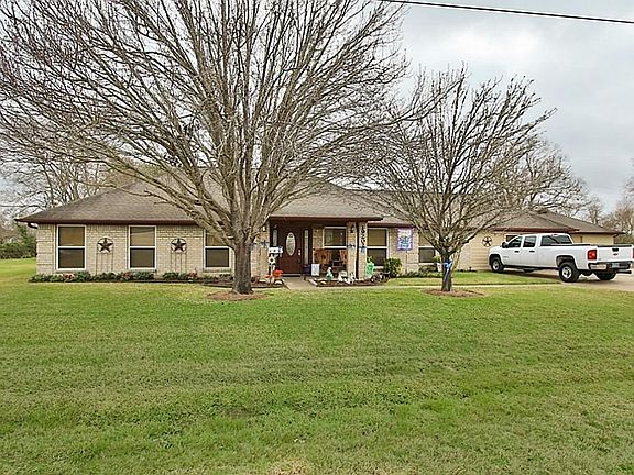 2nd image of 19202 Fisher Dr