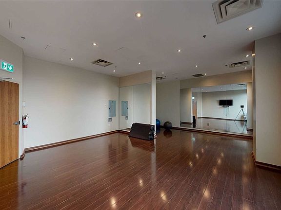 2nd image of 215 Queen St E #212