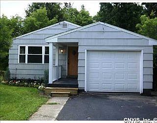 2nd image of 209 Hall Ave