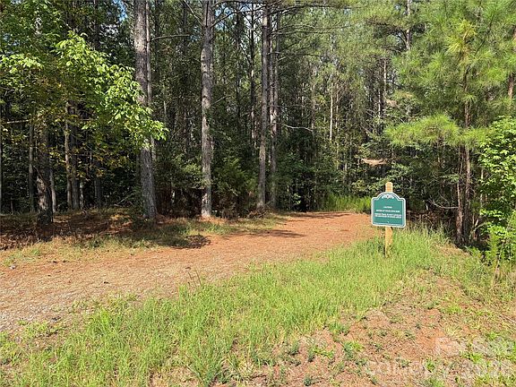 3rd image of 151 Whispering Pines Ln
