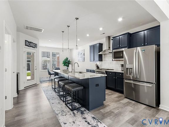 3rd image of 12221 Dutch Elm Cir