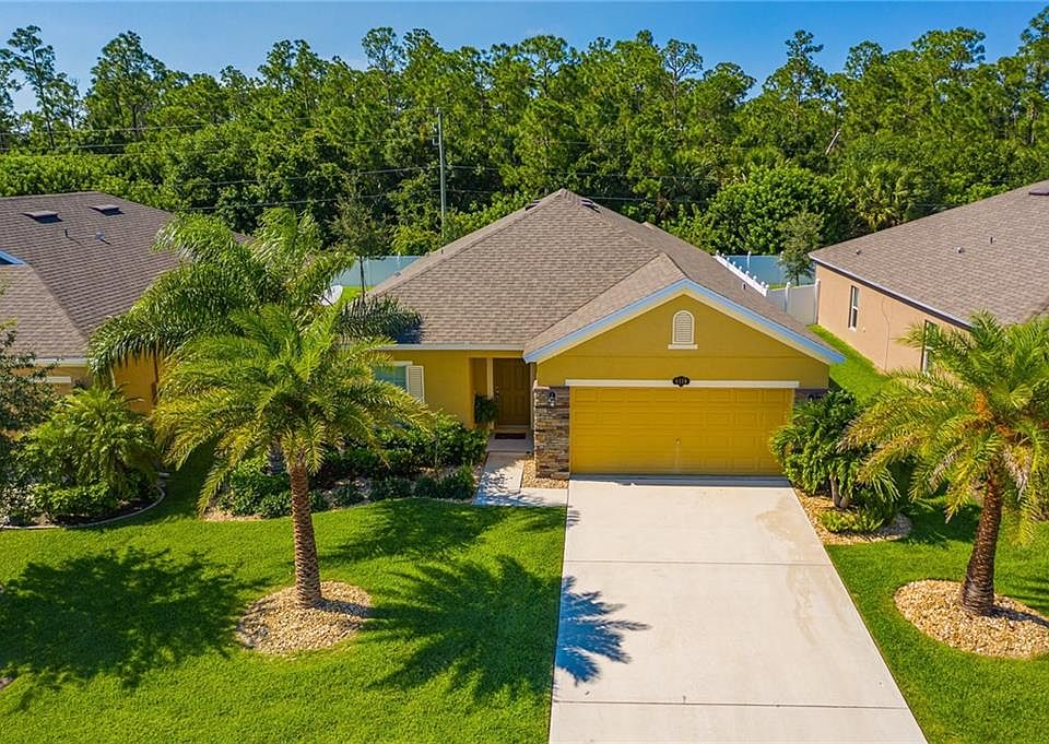 1st image of 8119 Westfield Cir