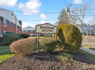 24 Woodedge Ave #A8, Edison, NJ