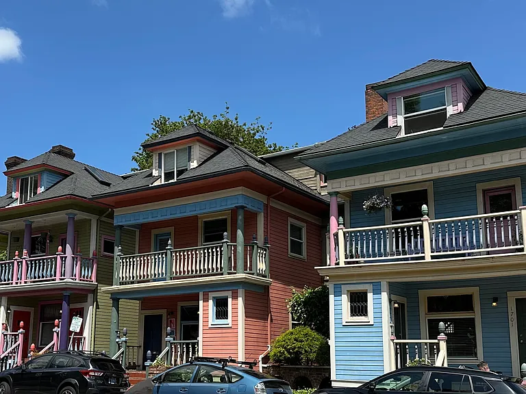 Glisan St. Townhomes — Photo 3