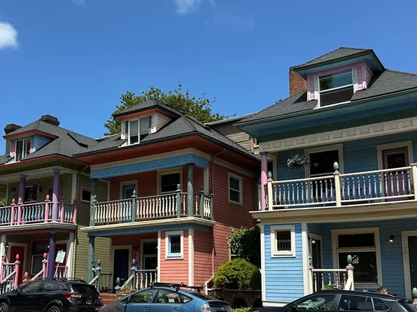 Glisan St. Townhomes