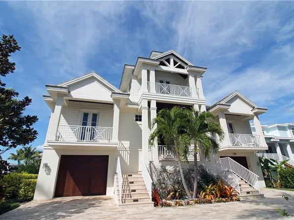 1385 Pelican Ave, Naples, FL 34102