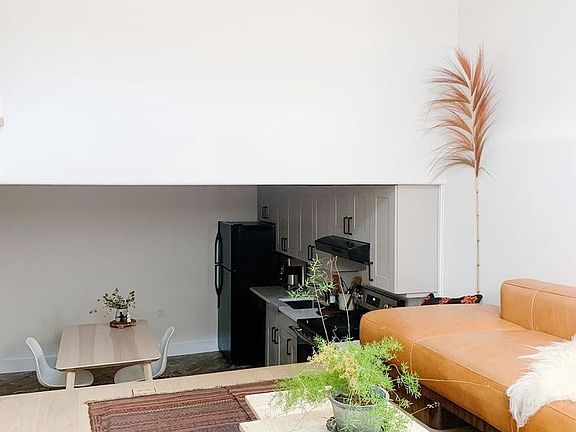 5th image of 307 Delancey St #A