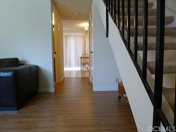 4th image of 92 Briarwood #104