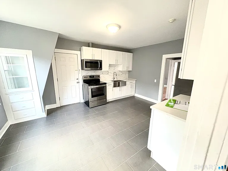 120 Wilcox Ave #3 — Photo 8