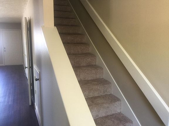 5th image of 1805 Woodsman Dr APT D