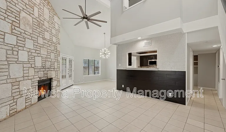 8515 Echo Creek Ln #1 — Photo 3