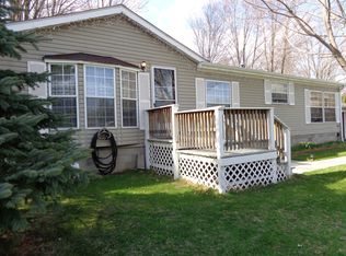 N5801 Bergs Rd, Bonduel, WI 54107