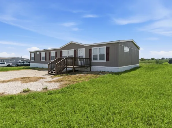 303 Mesa Rdg, Decatur, TX 76234