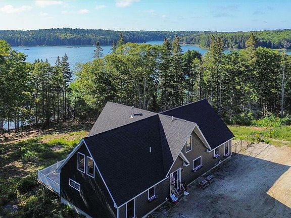 2nd image of 36 Treasure Ln