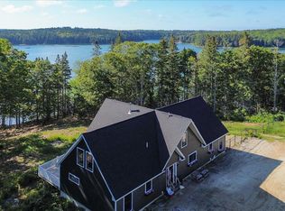 36 Treasure Ln, Deer Isle, ME 04627