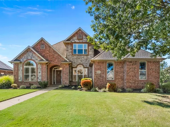 6116 Valley Forge Dr, Rogers, AR 72758