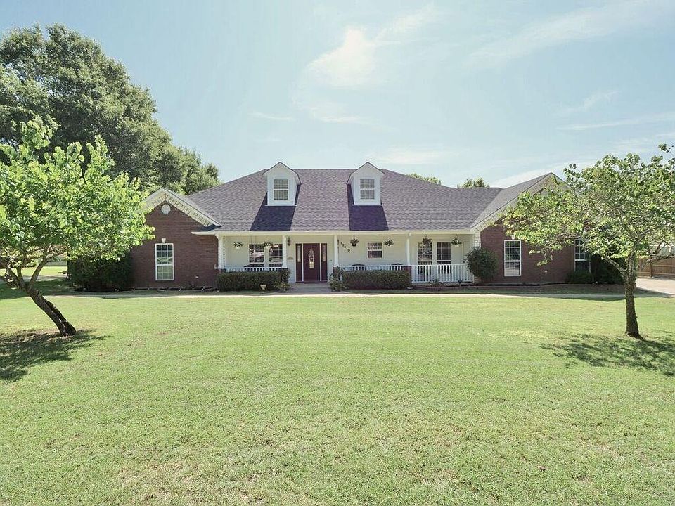 1st image of 15410 Richmar Cir