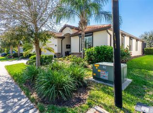 19373 Nearpoint Dr, Venice, FL 34292