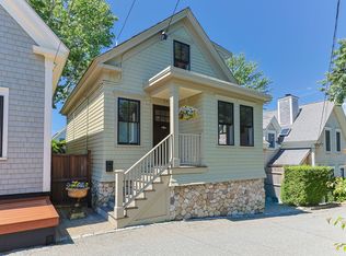 24 Cottage Street, Provincetown, MA 02657