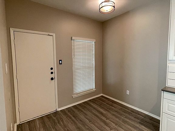 3rd image of 2917 Roxboro Rd