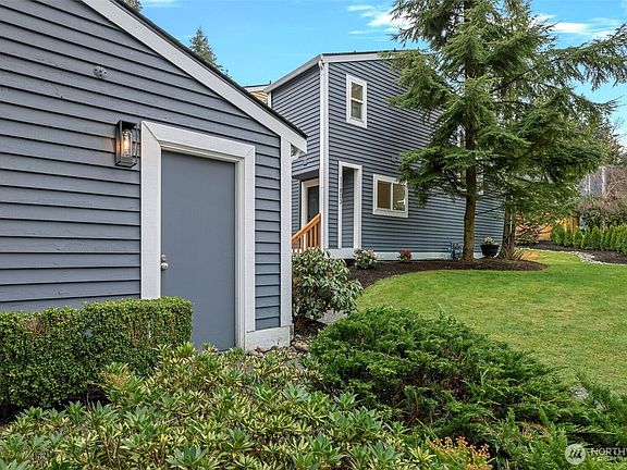 5th image of 11803 NE 105th Lane Kirkland