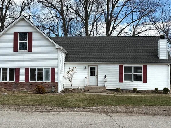 143 Fay Ave, Avon Lake, OH 44012