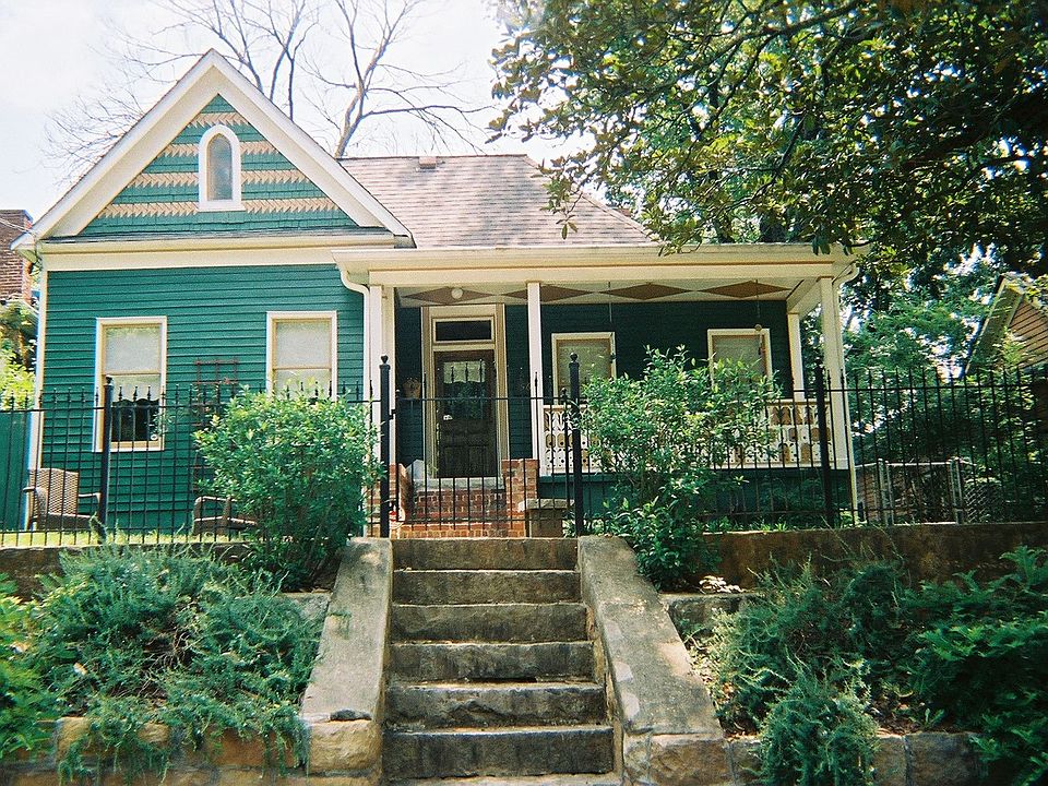 1st image of 566 Grant St SE