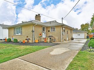 1315 Westwood Dr NW, Warren, OH
