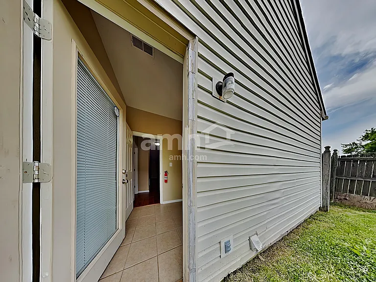 1472 Egret Ln — Photo 22