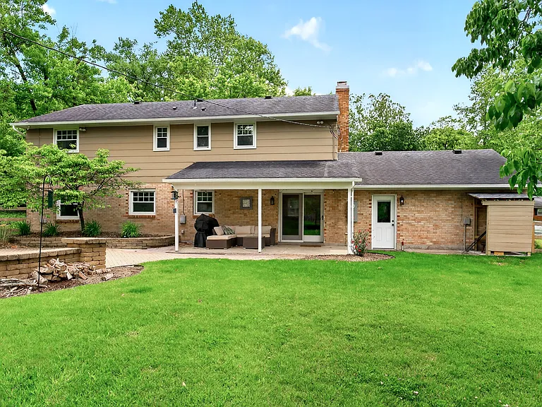 101 Davis Rd — Photo 48